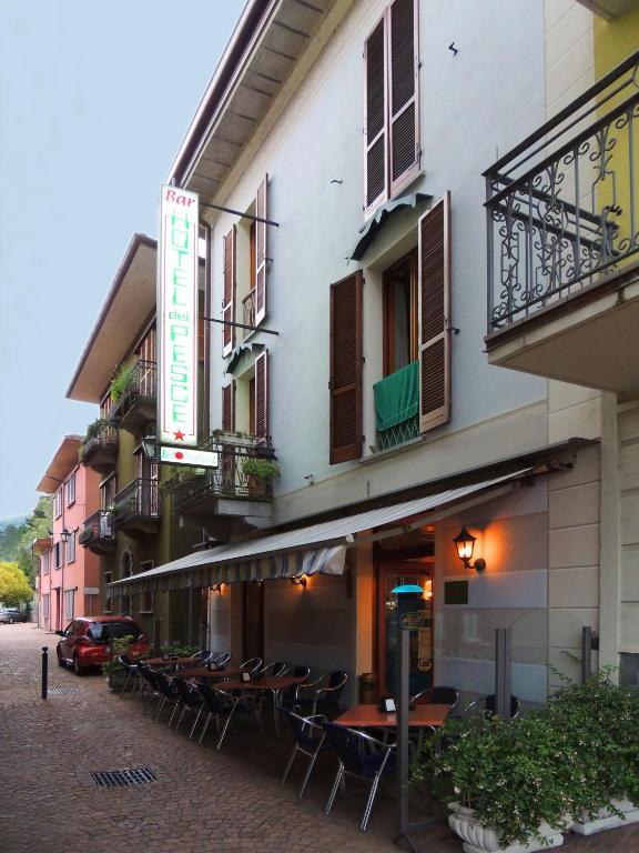 Hotel Del Pesce Луїно Екстер'єр фото
